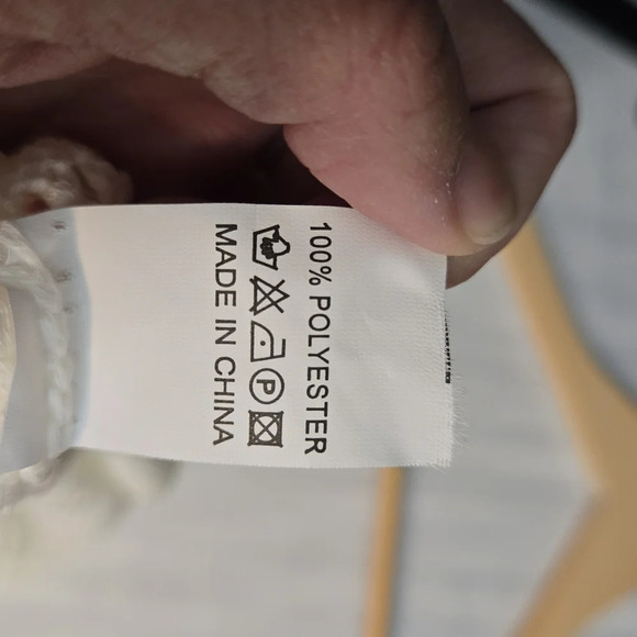 Crochet Open Weave Lace Top/Tunic/coverup - Soft! Sz Medium LIKE NEW - Picture 4 of 4